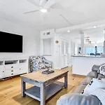 Pinnacle Port Penthouse 10