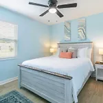 Charming 3Br Home With Free Parking & Game Room