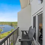 Pinnacle Port 304A