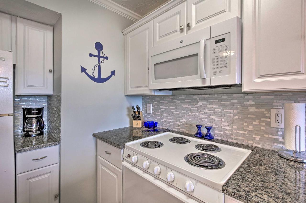 Apartment Water-view Pinnacle Port Getaway With Pools And More! Panama City