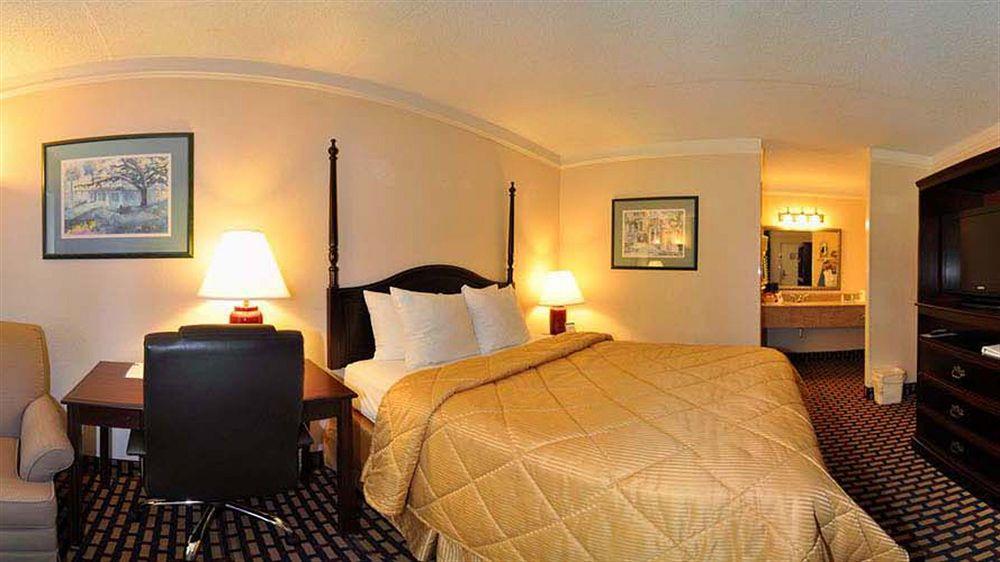 Hotel Quality & Conference Center Panama City