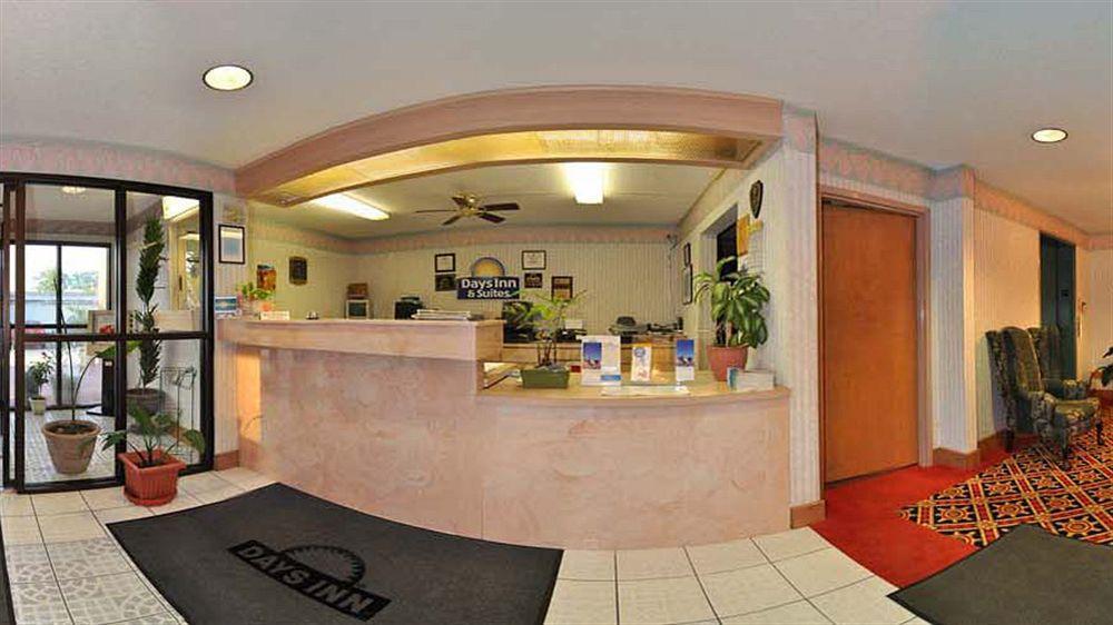Days By Wyndham City/callaway 2*