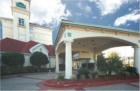 La Quinta & By Wyndham Hotel Panama City