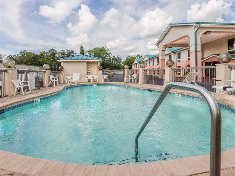 Days By Wyndham City/callaway Motel 2*