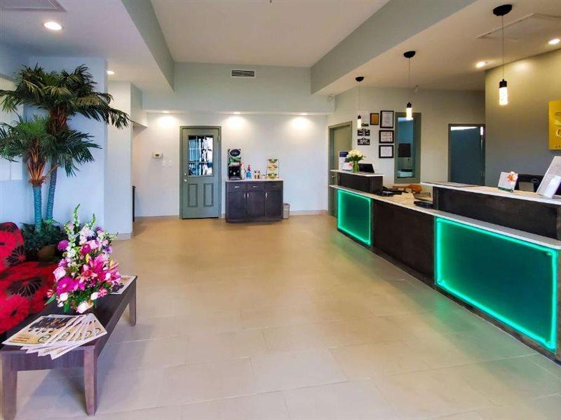 Quality & Conference Center 3* Panama City