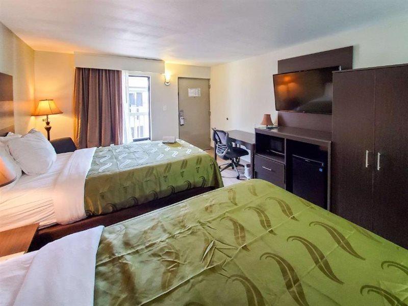 Quality & Conference Center Hotel Panama City