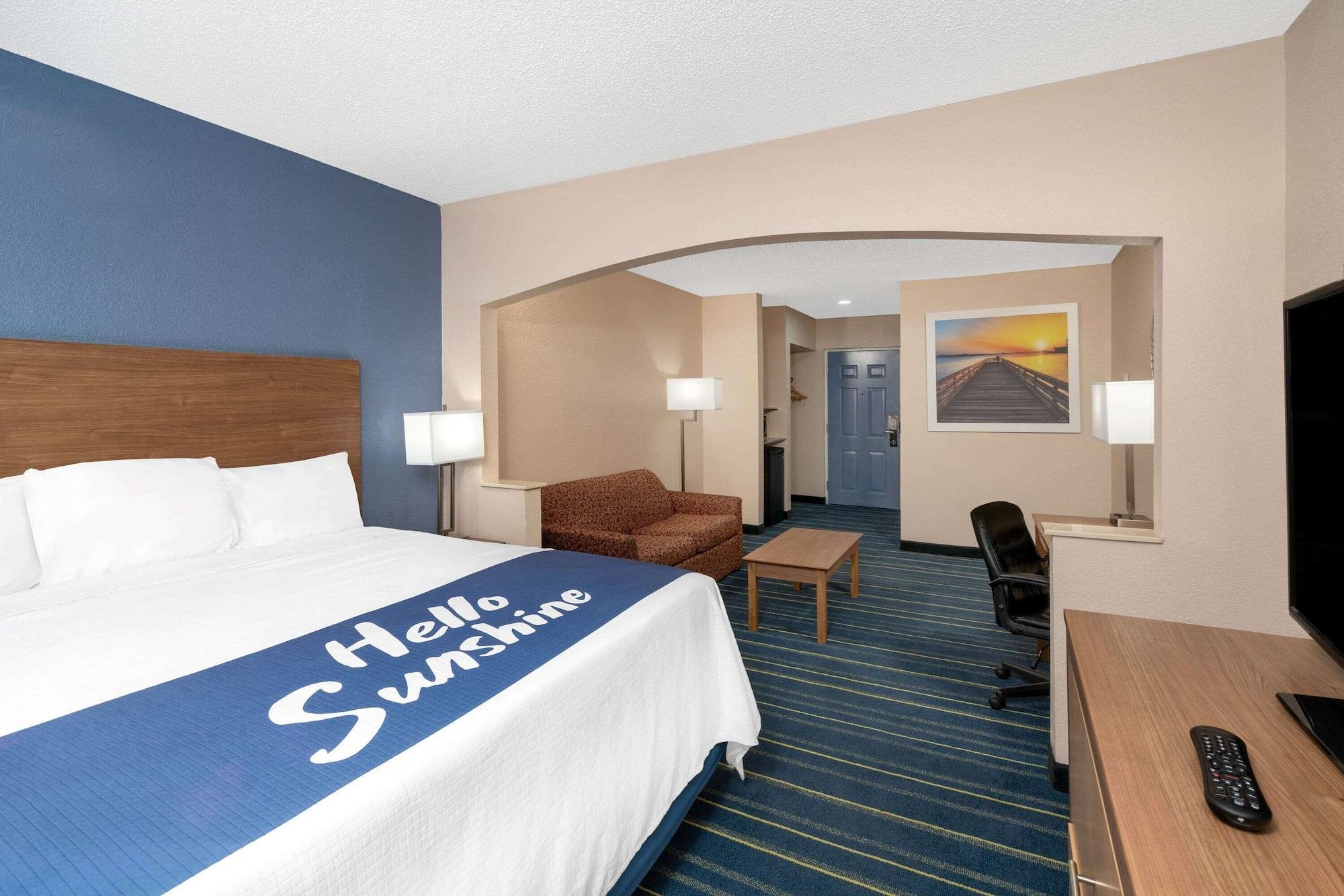 Days By Wyndham Panama City