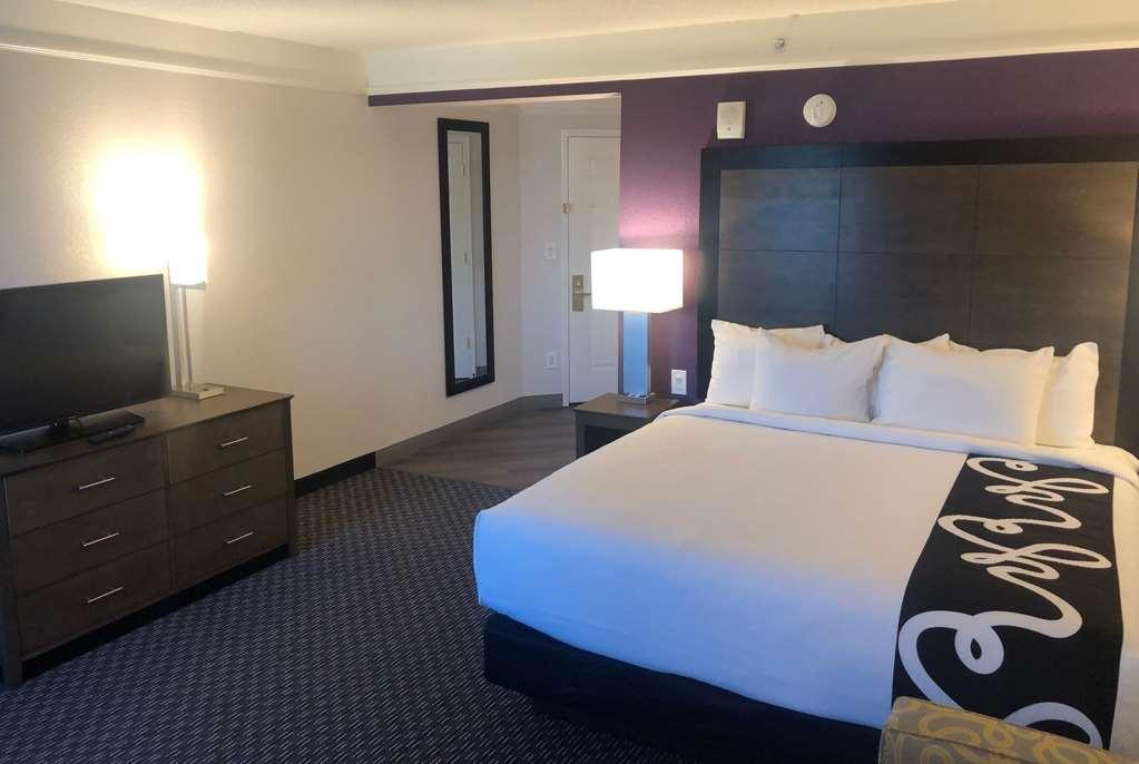 La Quinta & By Wyndham Hotel Panama City