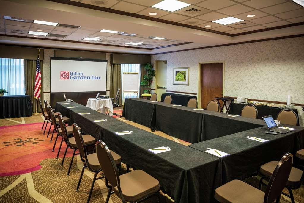 Hilton Garden 3*