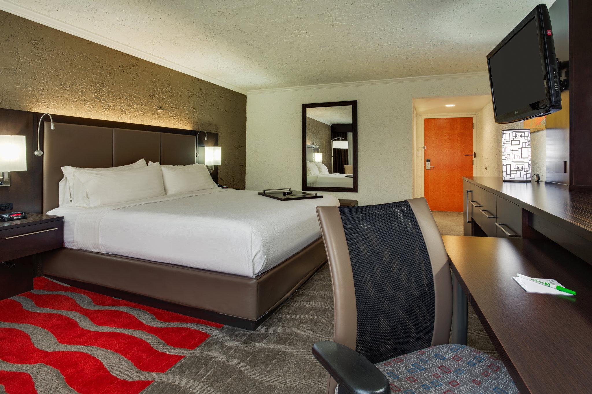 By Ihg Hotel 3*