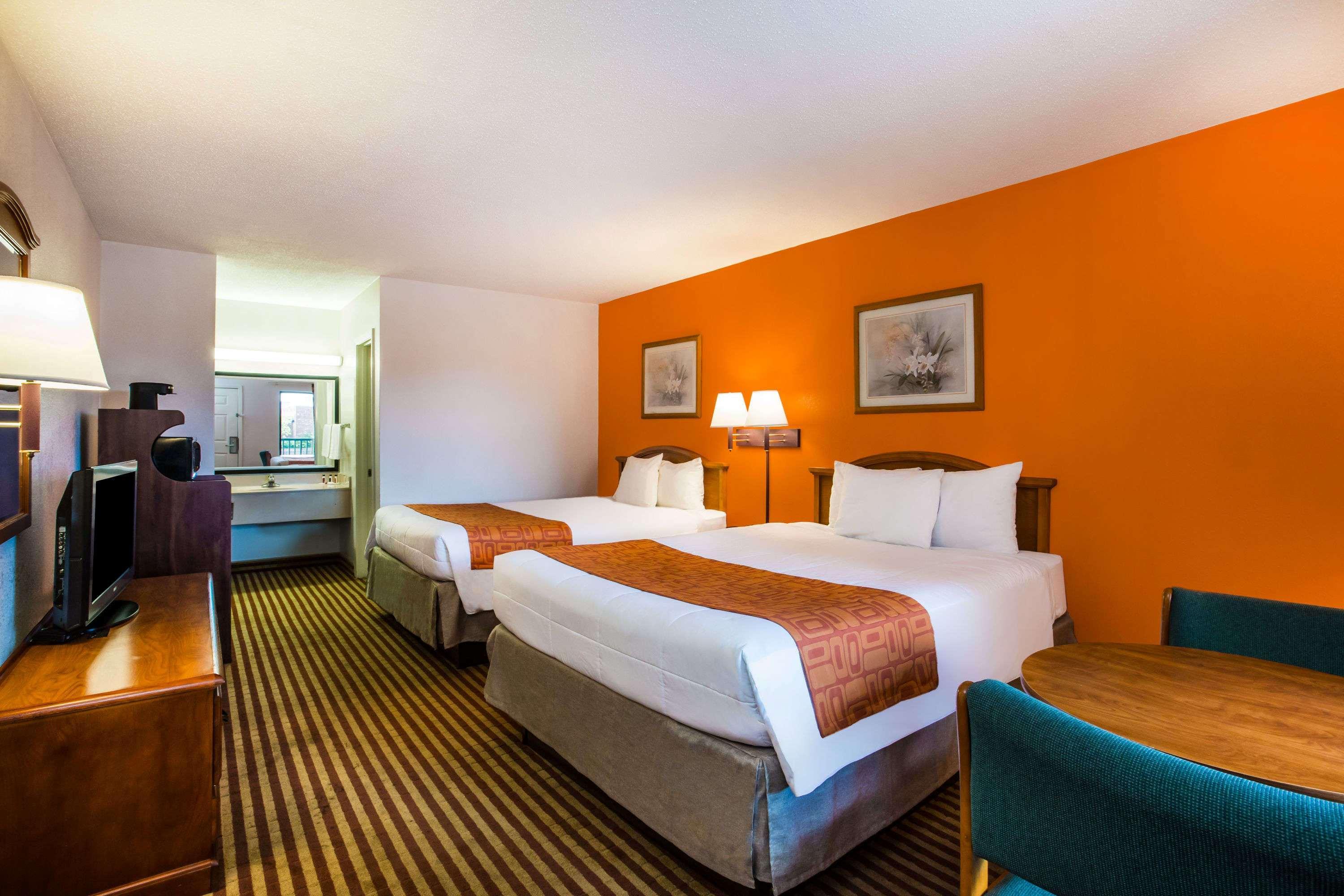 Howard Johnson By Wyndham Motel 2*