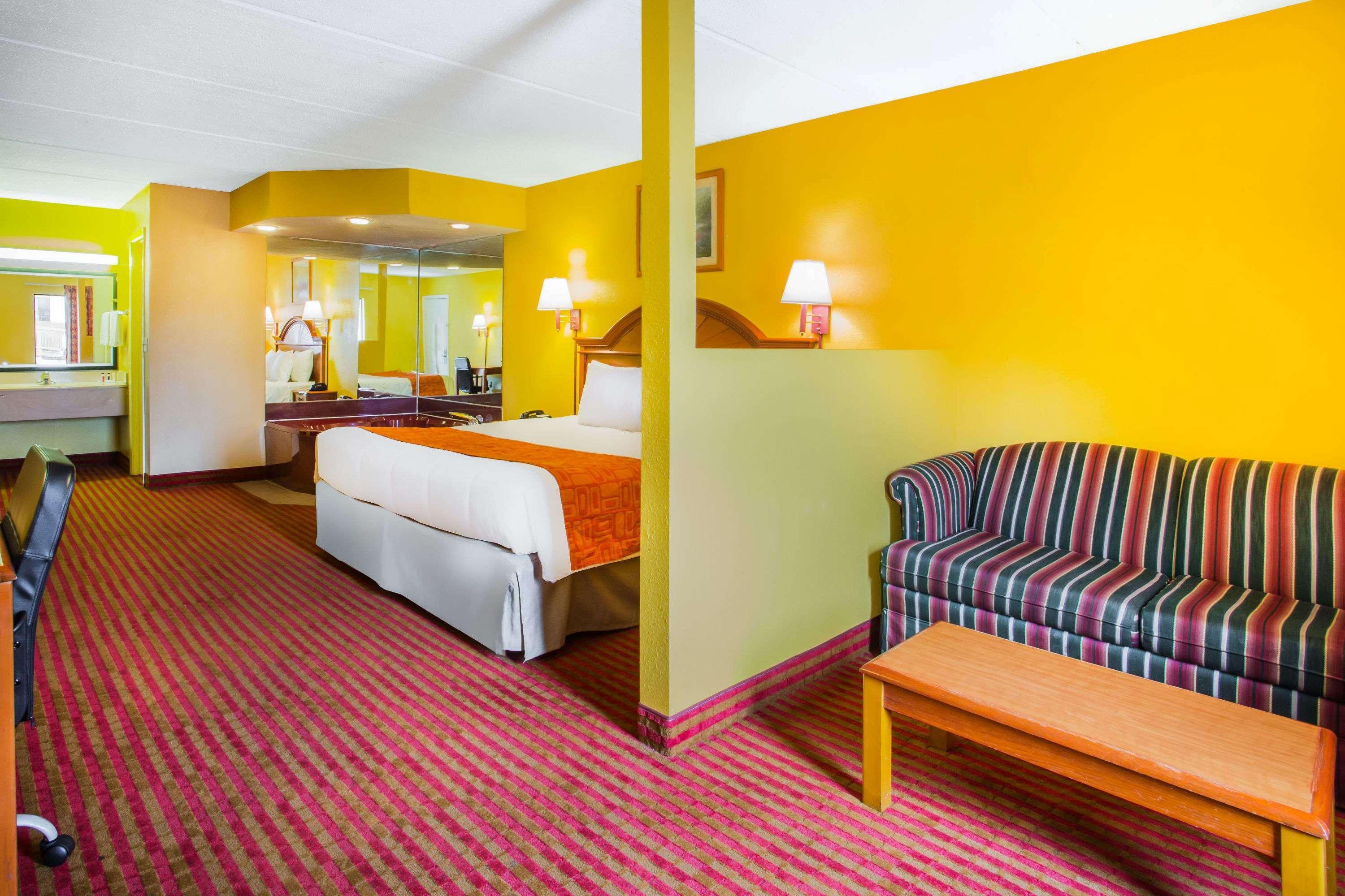 Howard Johnson By Wyndham Panama City