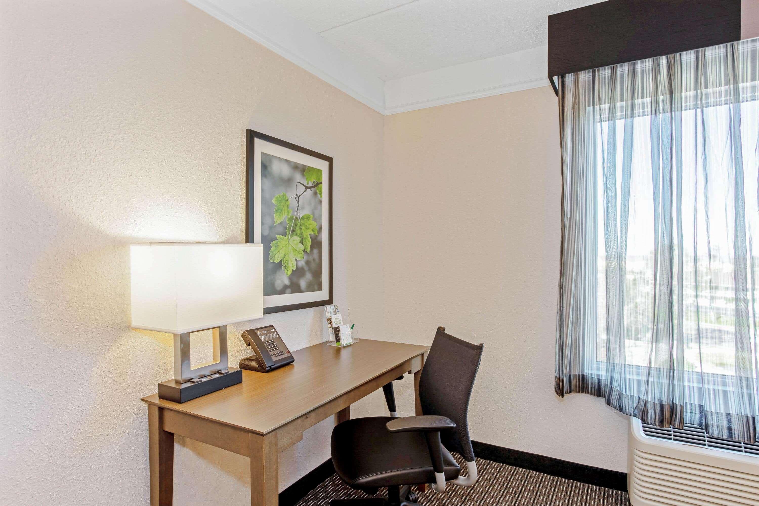 La Quinta & By Wyndham Hotel