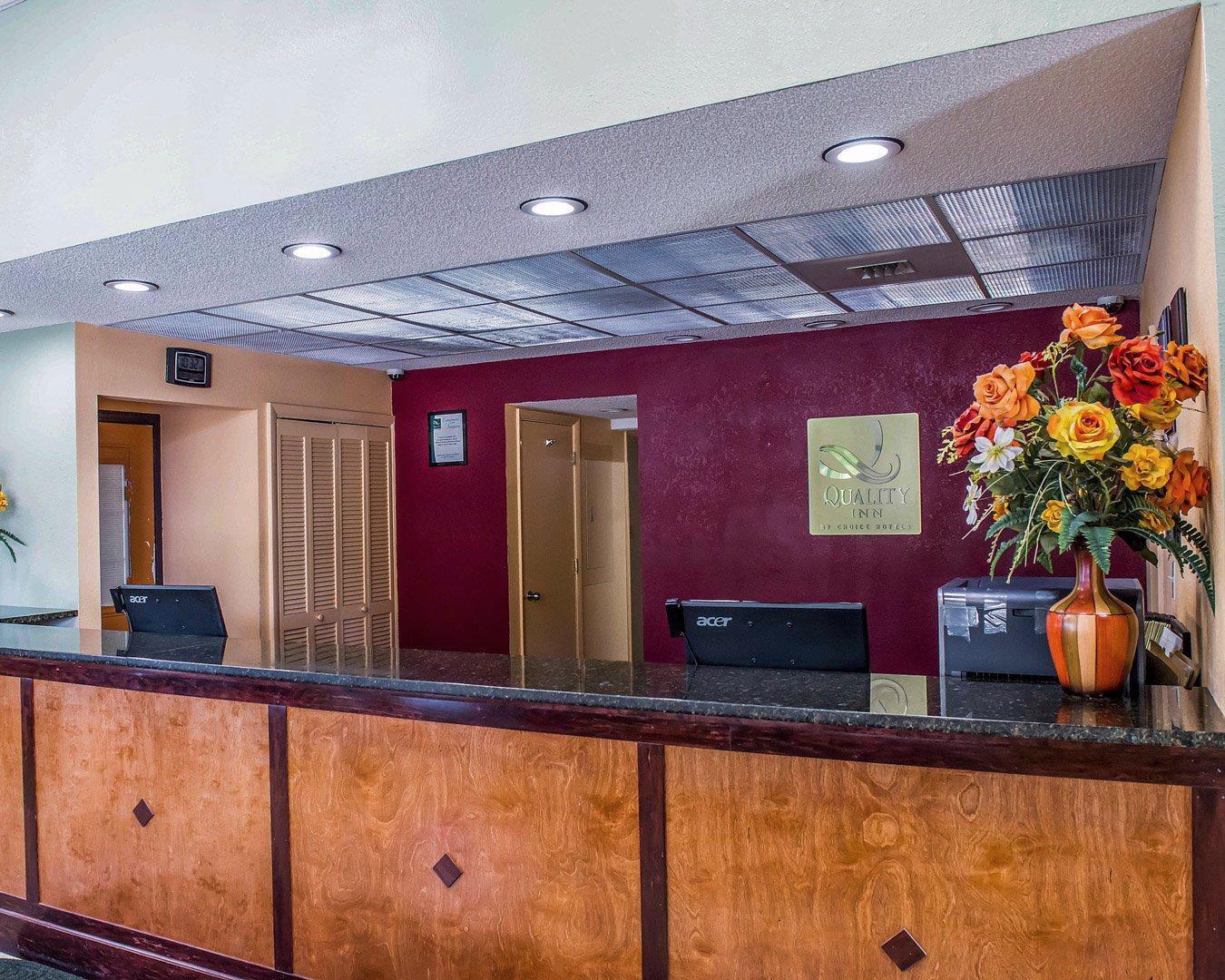 Quality & Conference Center 3*