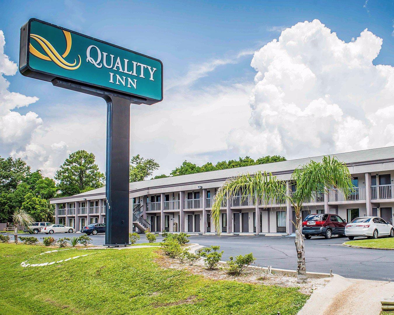 Quality & Conference Center 3*