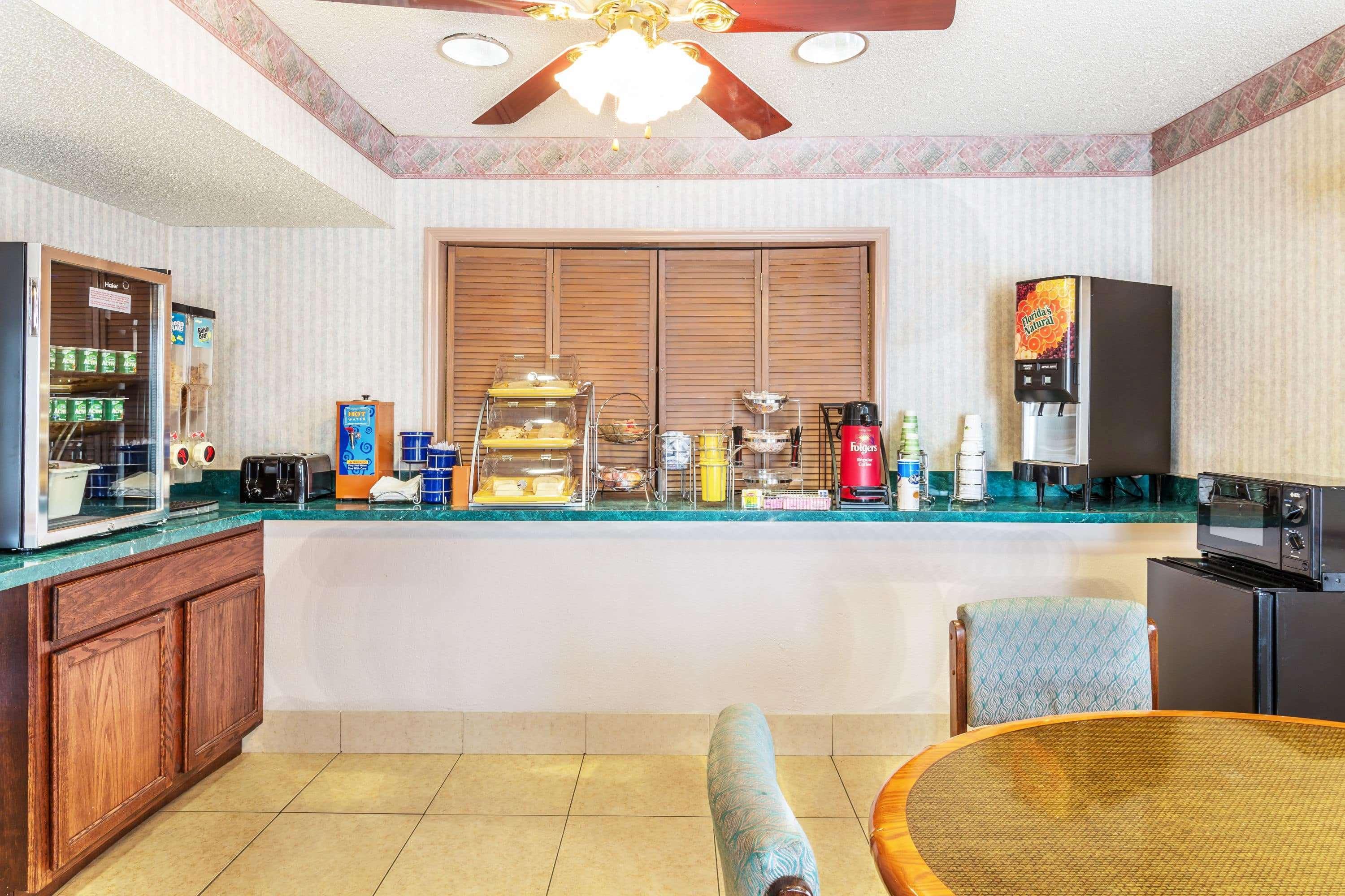Days By Wyndham City/callaway Panama City