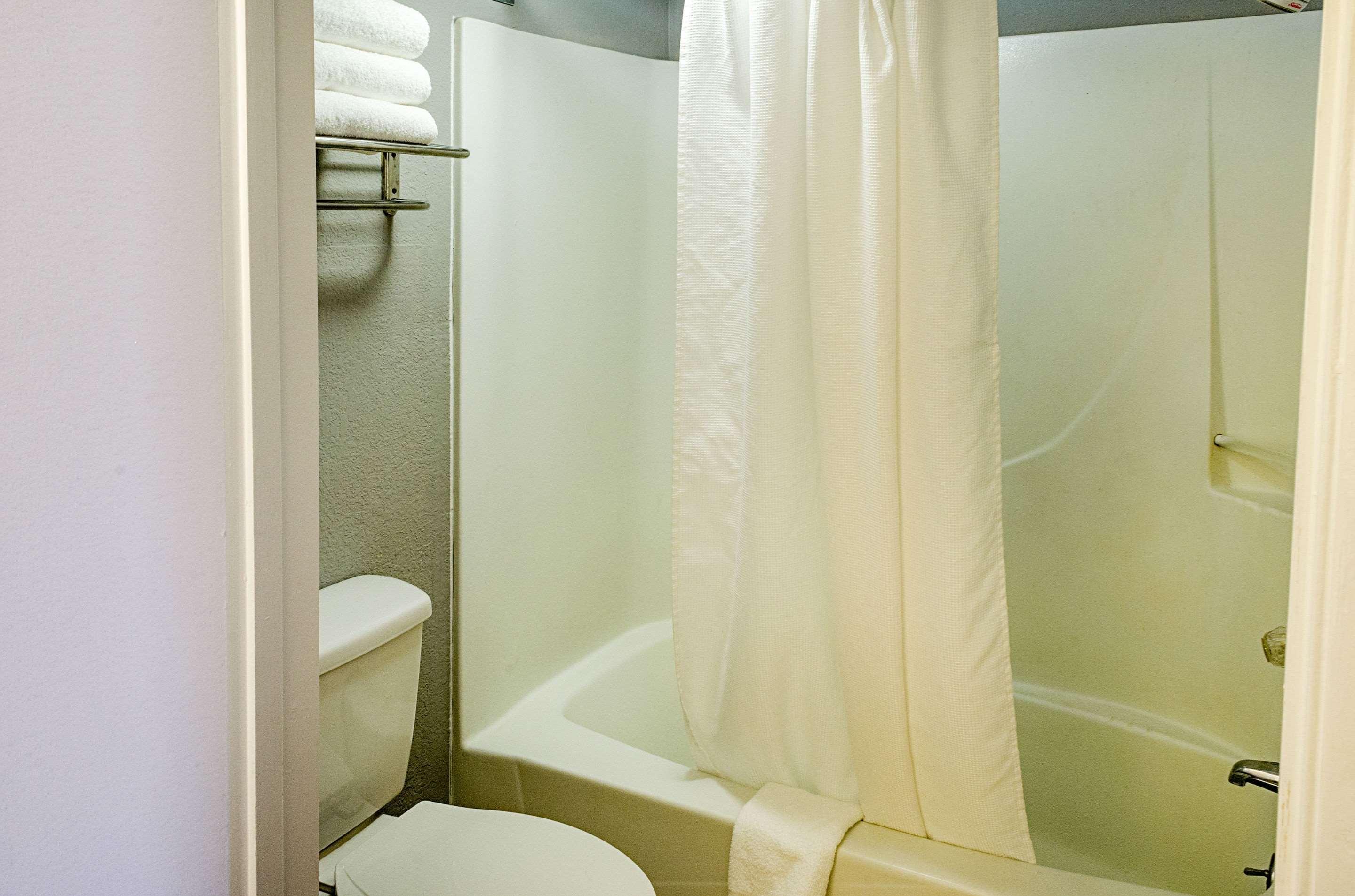 Days City/central Hotel 2*