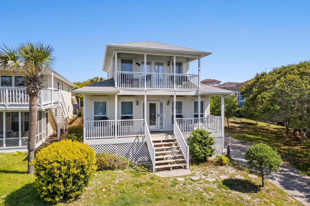 Vacation In Gorgeous 2-story Home! 3 Bedroom 3 Ba! Sleeps 8! Panama City