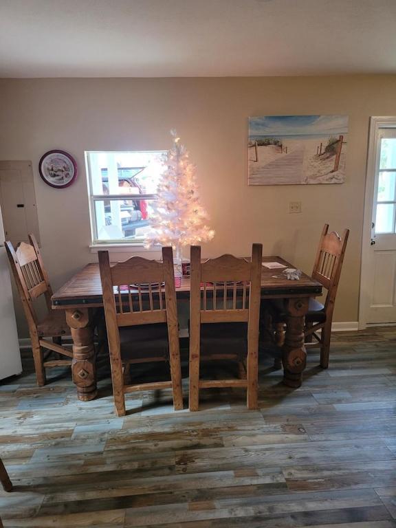 Historic Gwaltney House-cottage At St Andrew's Bay *