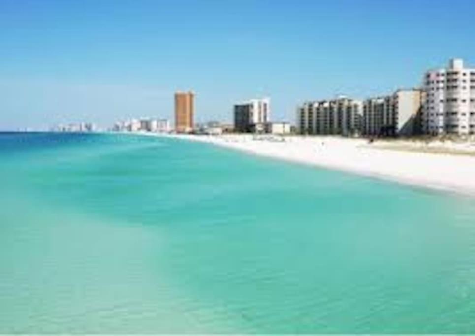 Stylish 3br 2ba House Minutes From Pcb - Book Now Holiday home
