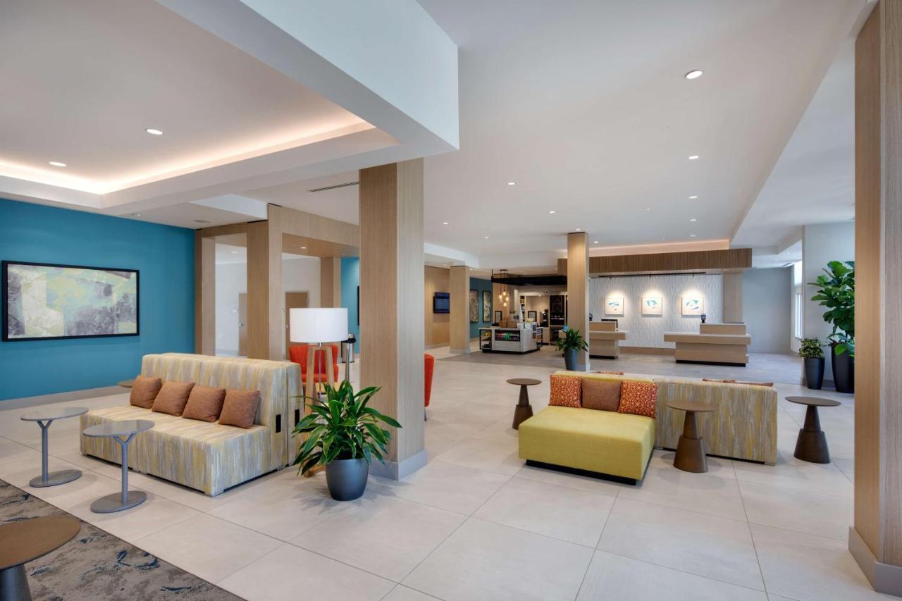 Hilton Garden Airport, Fl
