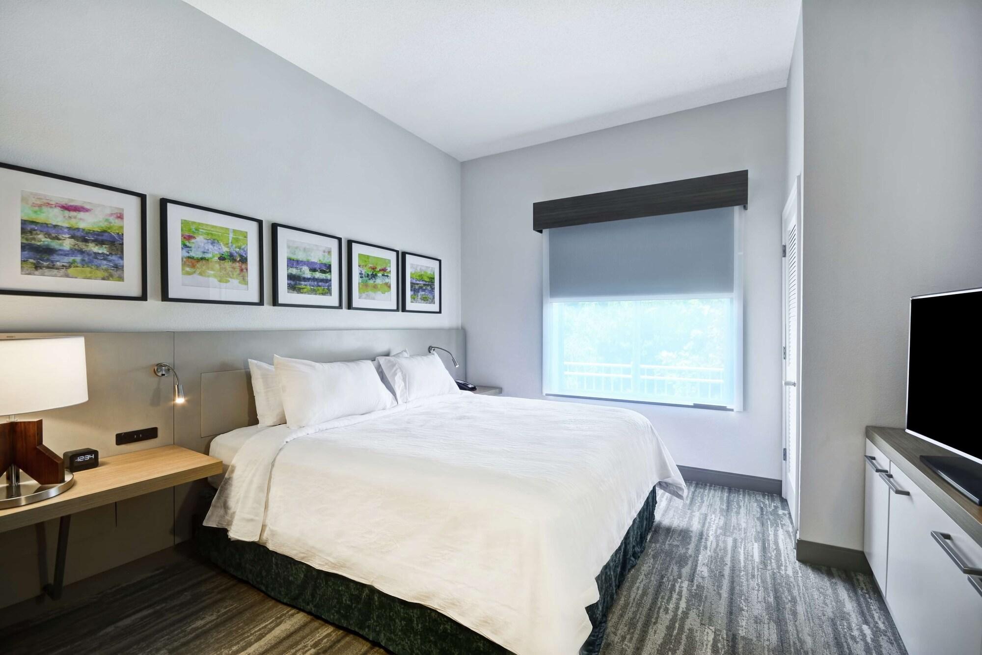 Hilton Garden 3*