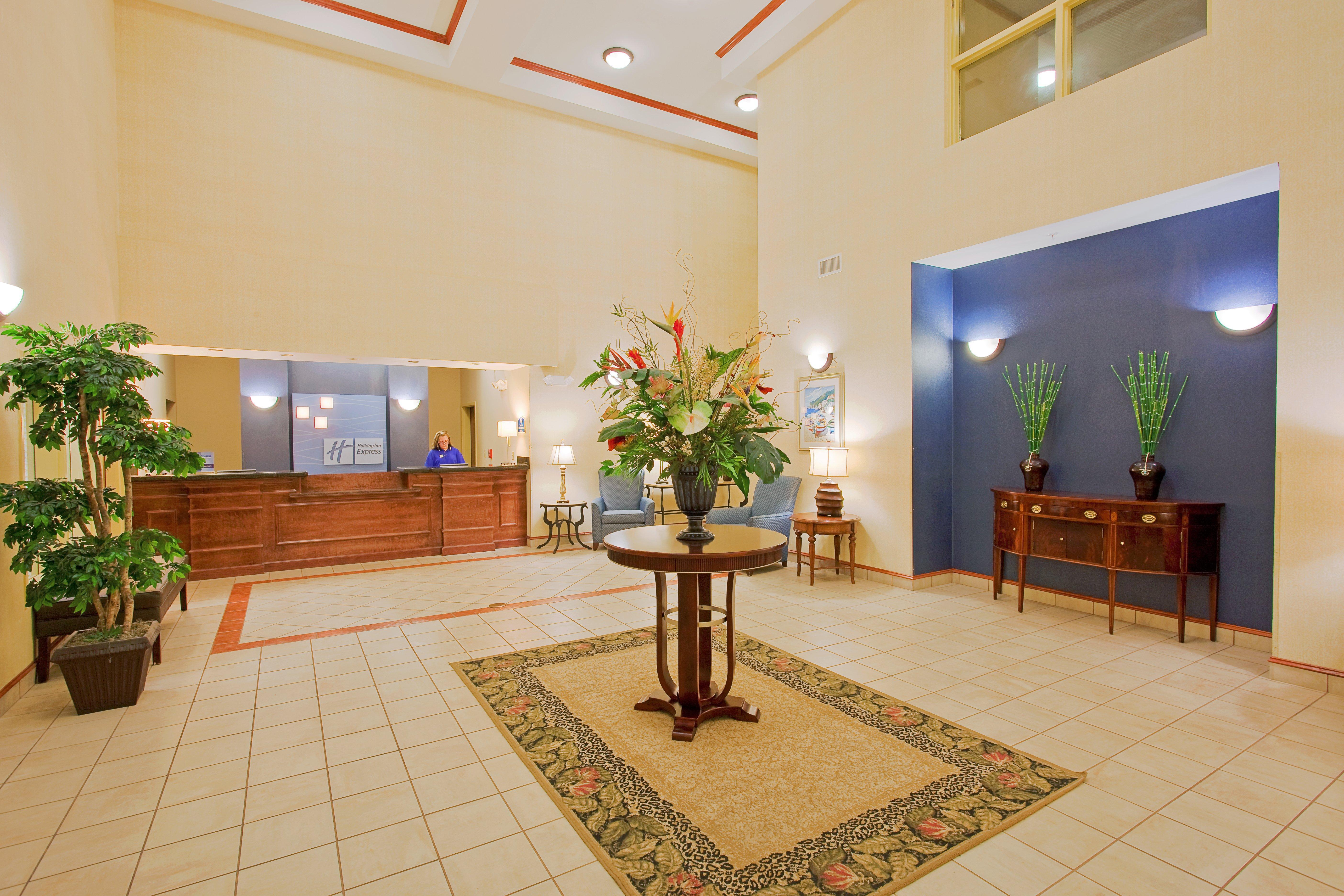 Express & City-tyndall 2* Panama City