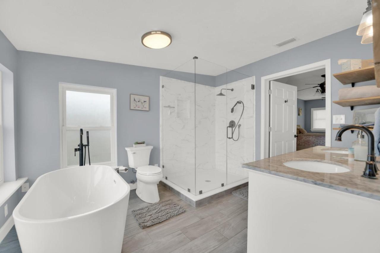 Holiday home Luxury Bathroom With Game 25 Mins To Pcb *