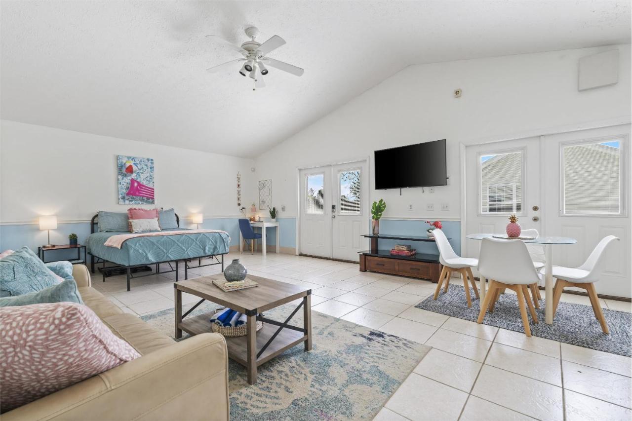 Apartment Luxe Pool Casita W Saltwater Pool 25 Min To Pcb *