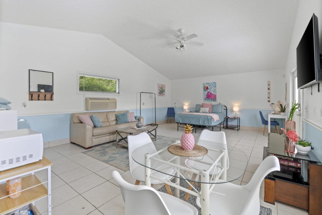 Luxe Pool Casita W Saltwater Pool 25 Min To Pcb