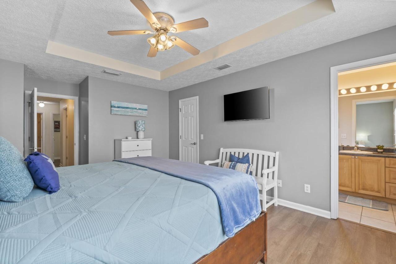 Holiday home Escape To Paradise W Saltwater Pool 25 Min To Pcb *