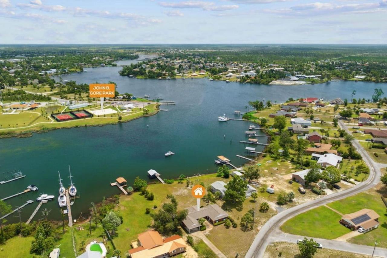 Nautical Nirvana-waterfront Joys From Sunrise Paddles To Hot Tub Sunsets Holiday home Panama City