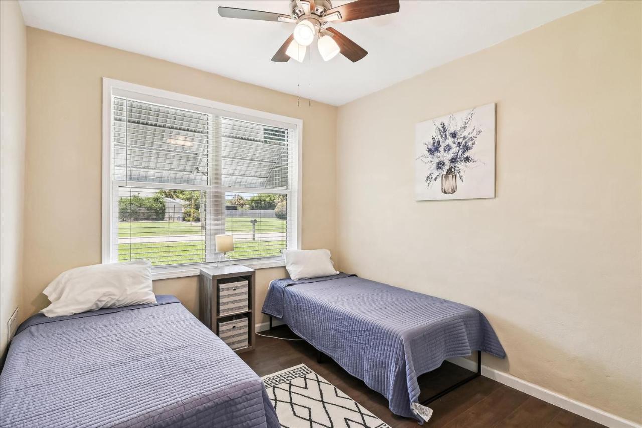 Cove - 3 Bedroom Withprivate Pool, Sleeps 6, Quiet Community, Close To Fishing Marinas,