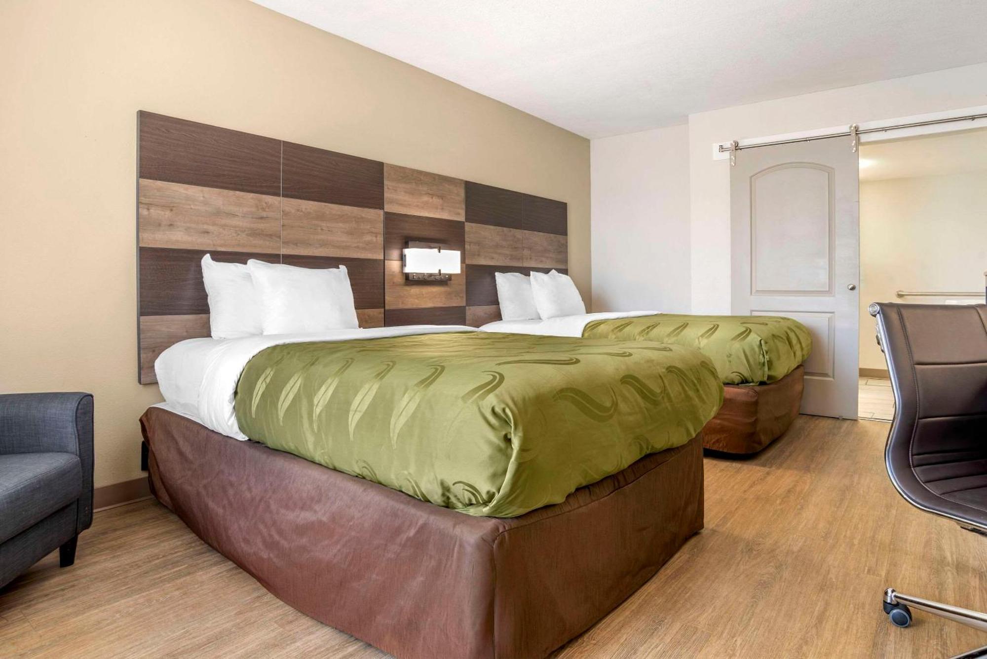 Hotel Quality & Conference Center 3*