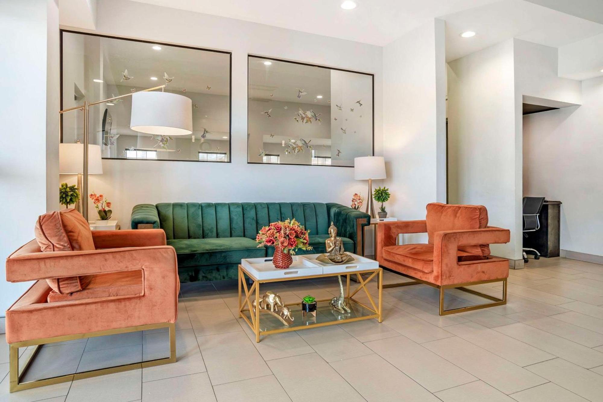 Quality & Conference Center Hotel Panama City