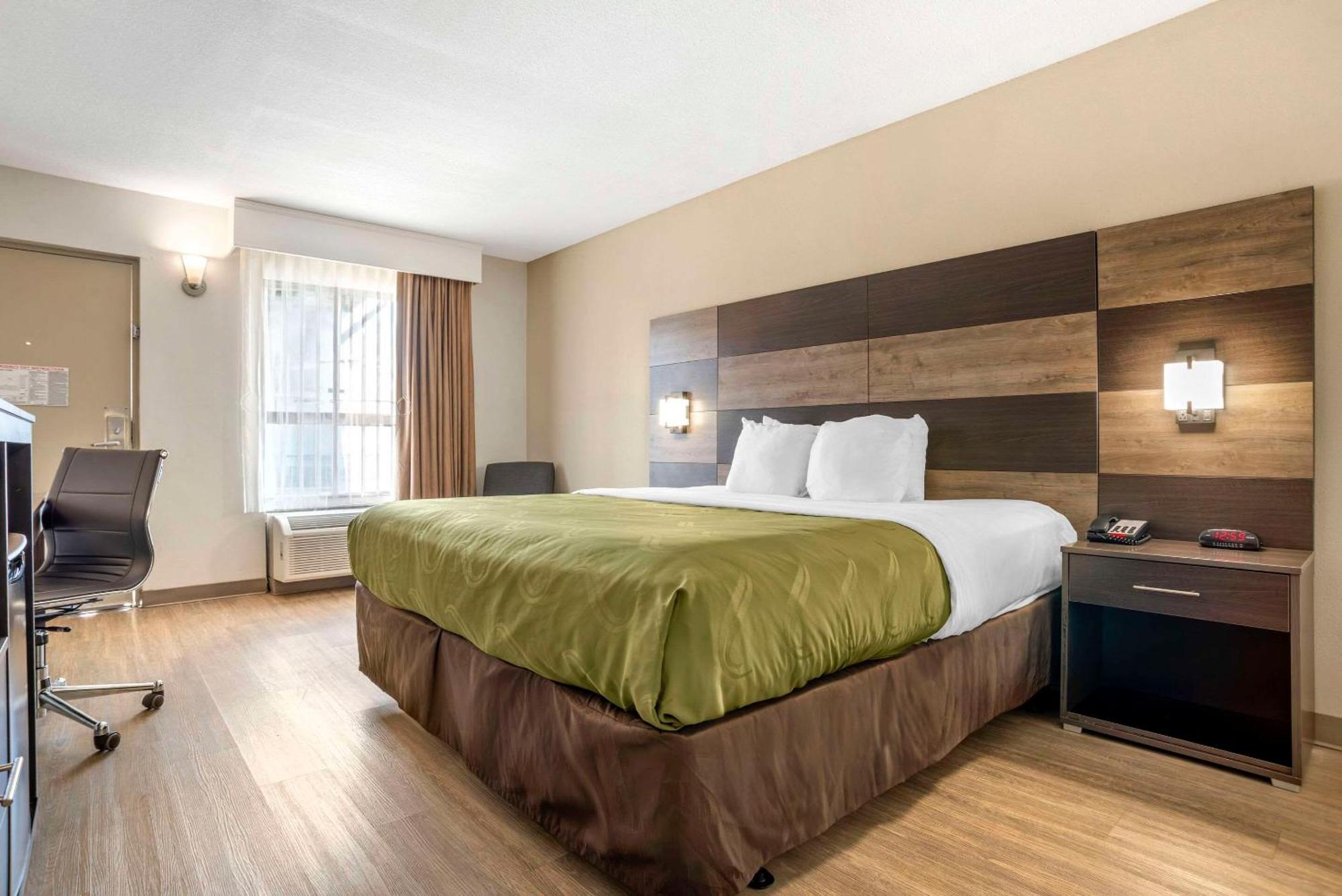 Hotel Quality & Conference Center 3*