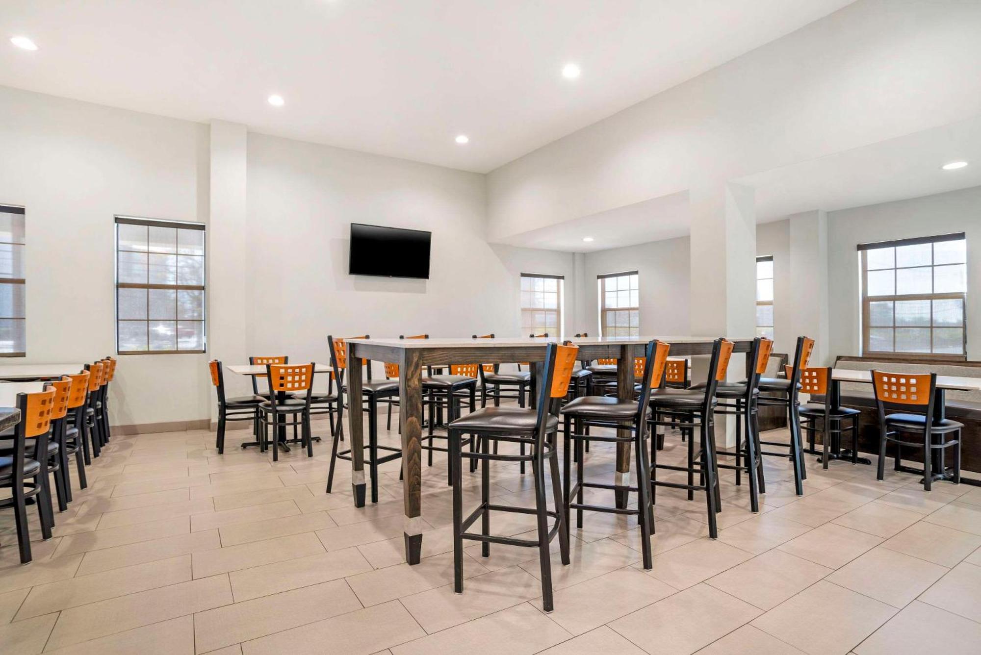 Hotel Quality & Conference Center Panama City