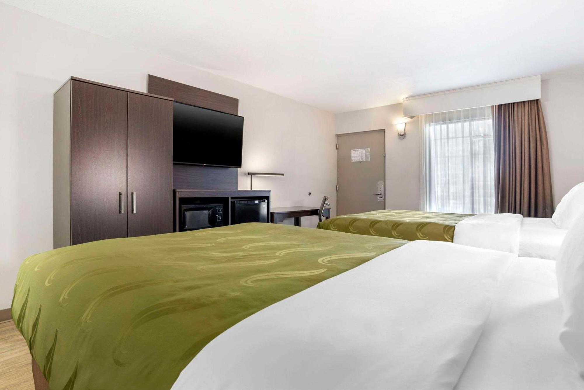 Quality & Conference Center Hotel