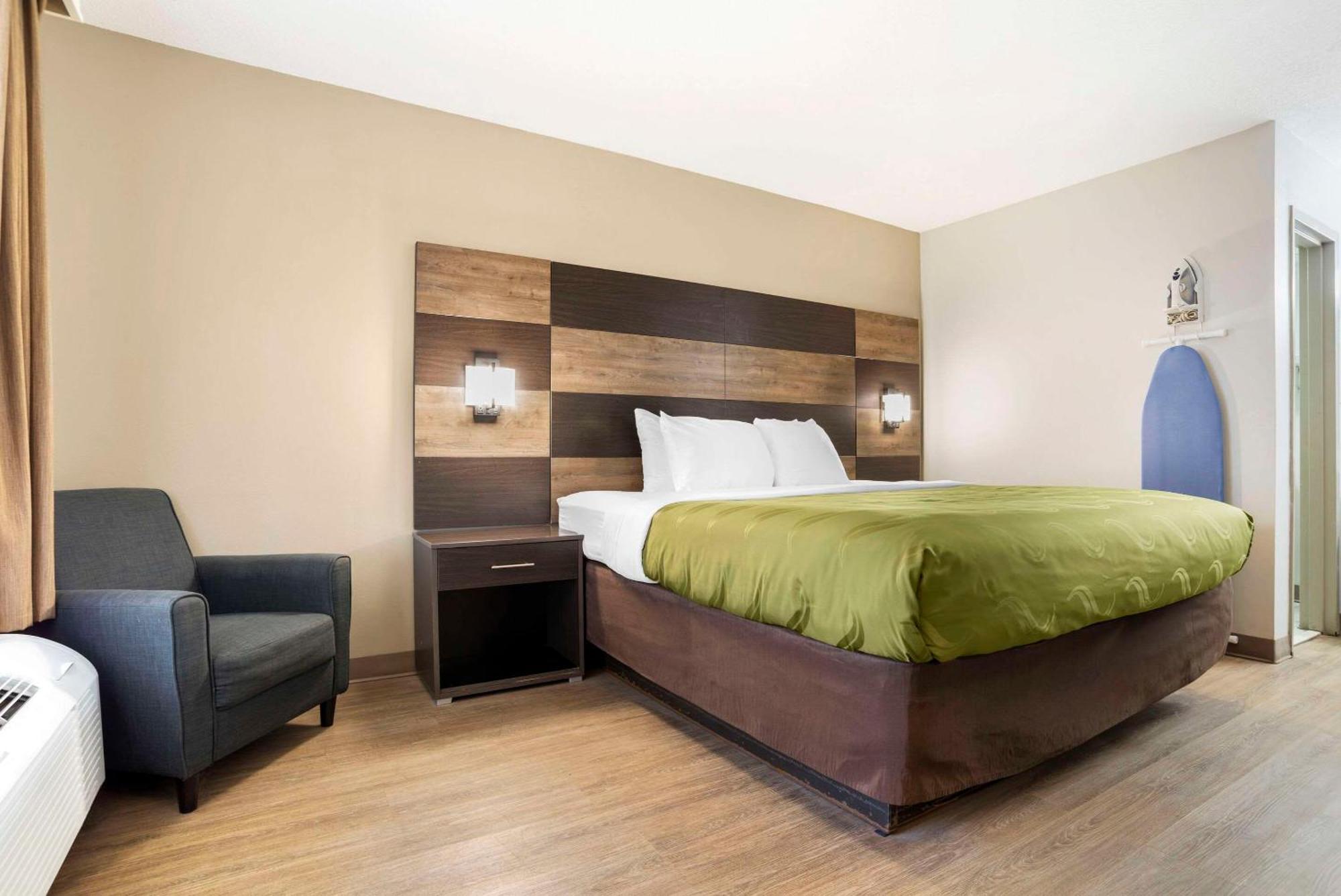 Quality & Conference Center Hotel Panama City