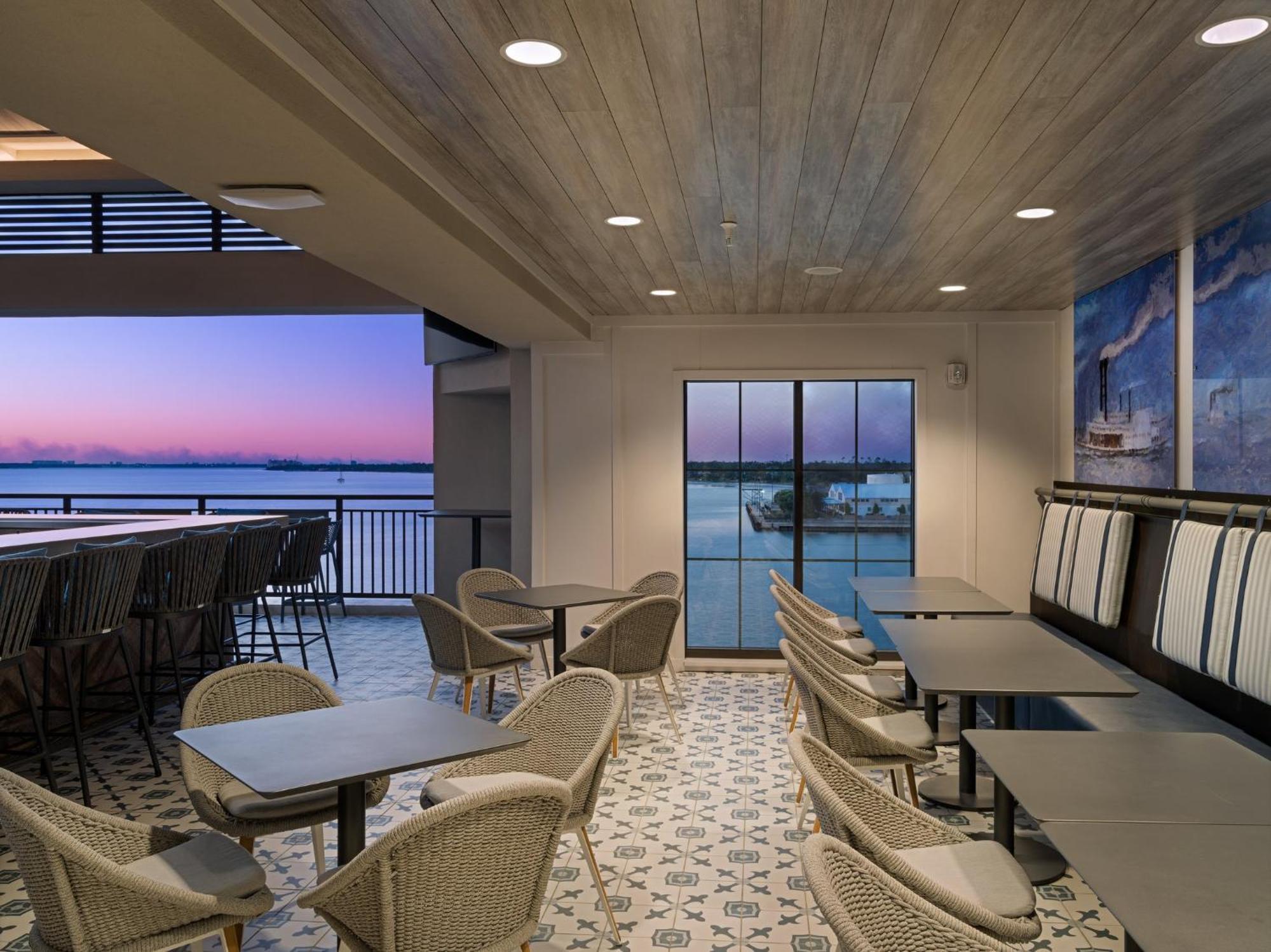 Hotel Indigo - Marina By Ihg 3*