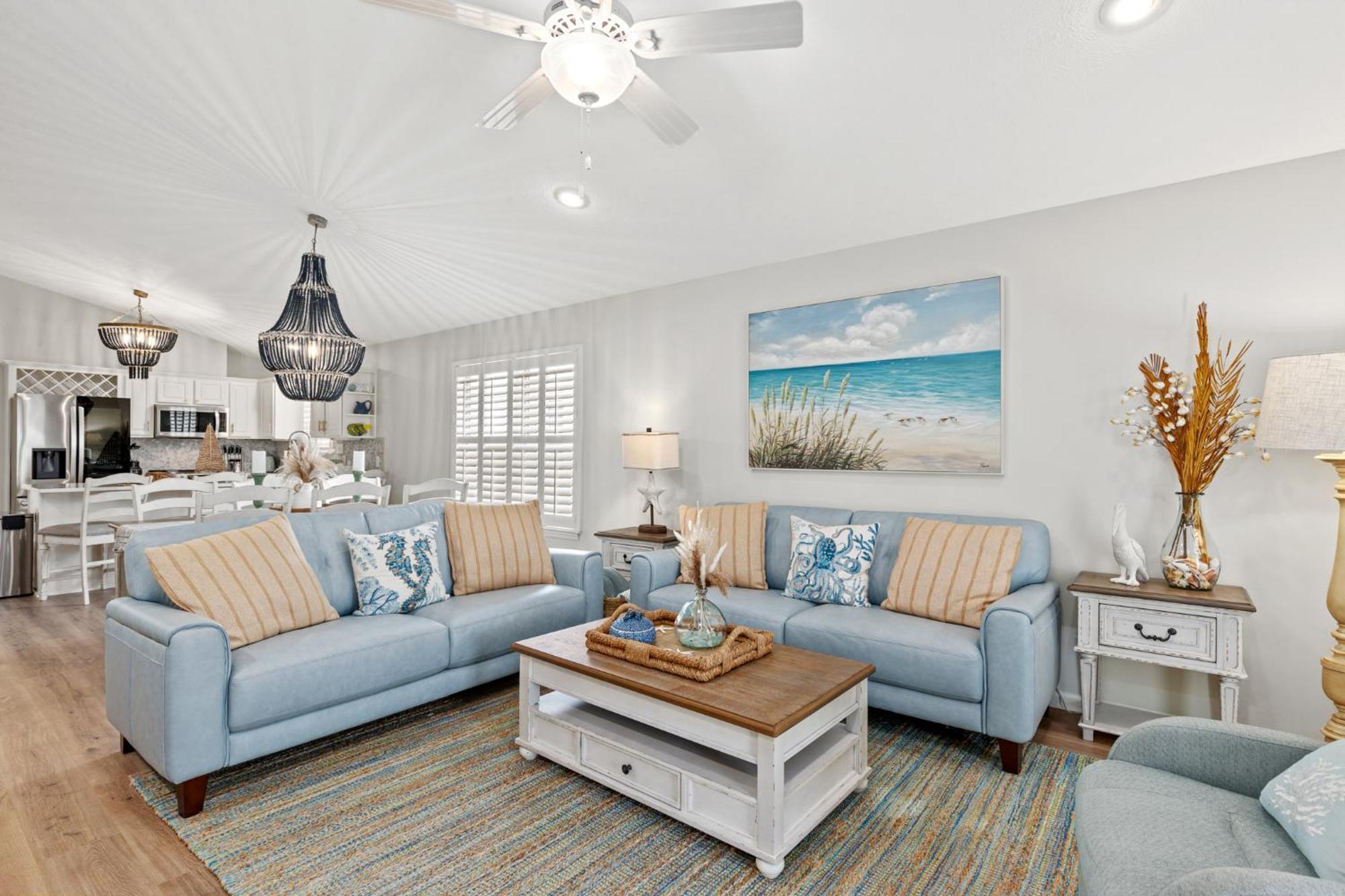 Holiday home Sunshine House! 3br 2ba Sleeps 9! Your Perfect Retreat For Comfort And Style *