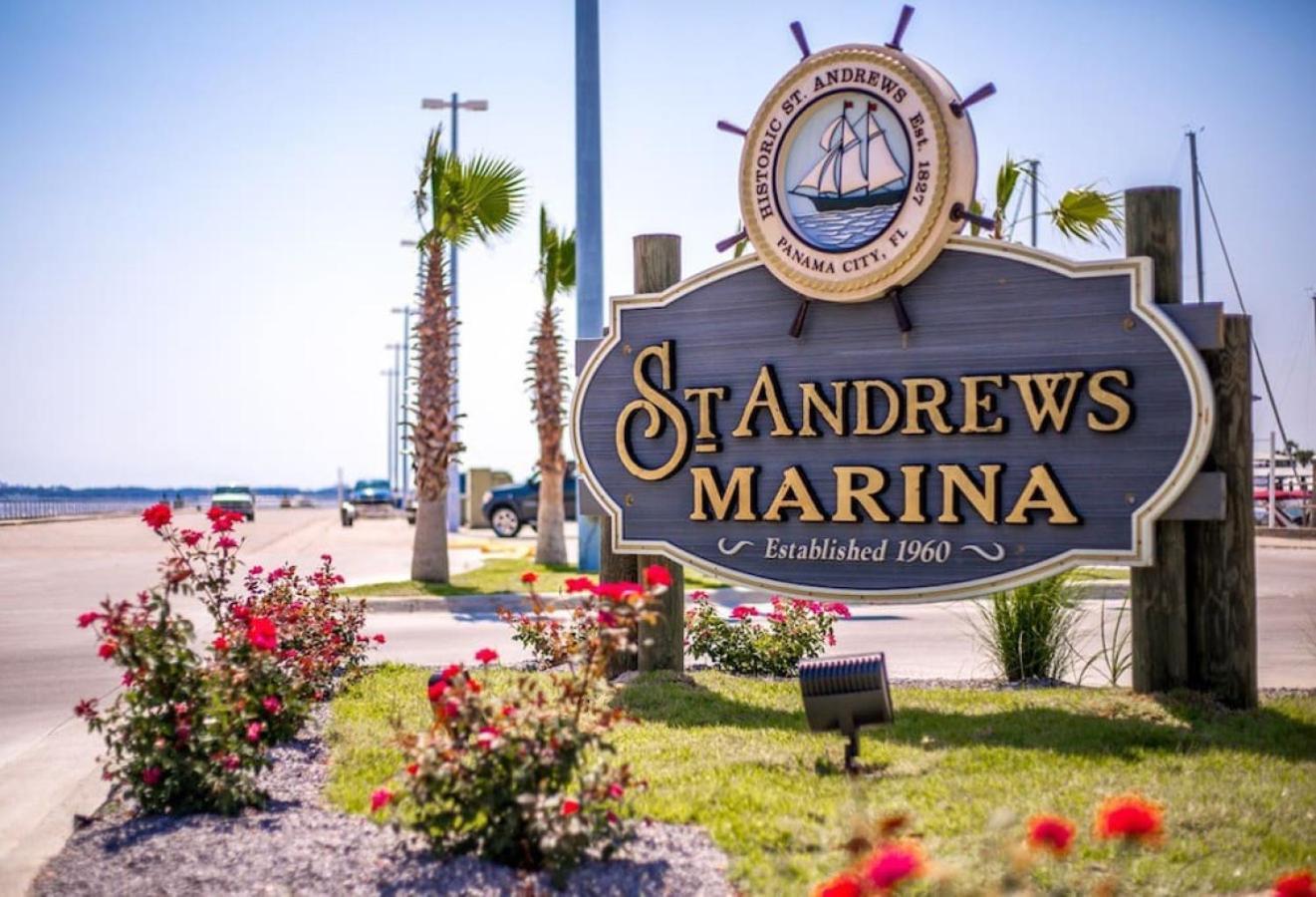 Down By The Bay W Hot Tub, 2 Blocks 2 Beaches, Game Room, Reading Nook, Dog-friendly, Historic Charm * Panama City