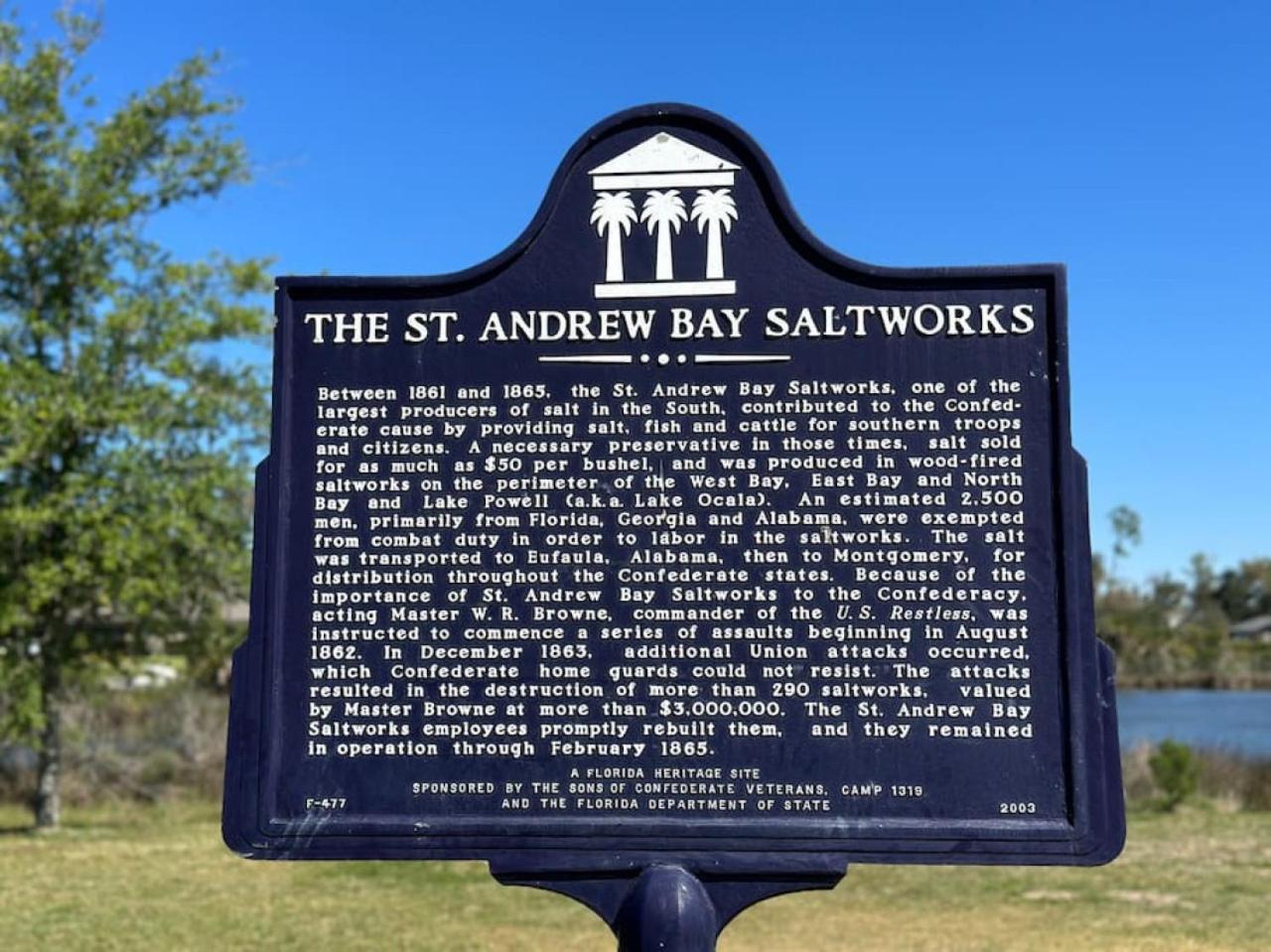 Down By The Bay W Hot Tub, 2 Blocks 2 Beaches, Game Room, Reading Nook, Dog-friendly, Historic Charm *