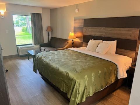 Quality & Conference Center 3*