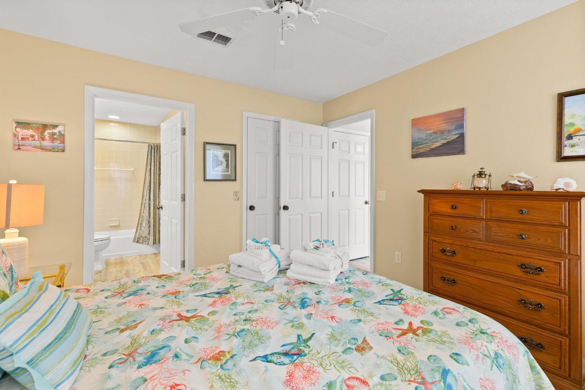 Holiday home Vacation In Gorgeous 2-story Home! 3 Bedroom 3 Ba! Sleeps 8!