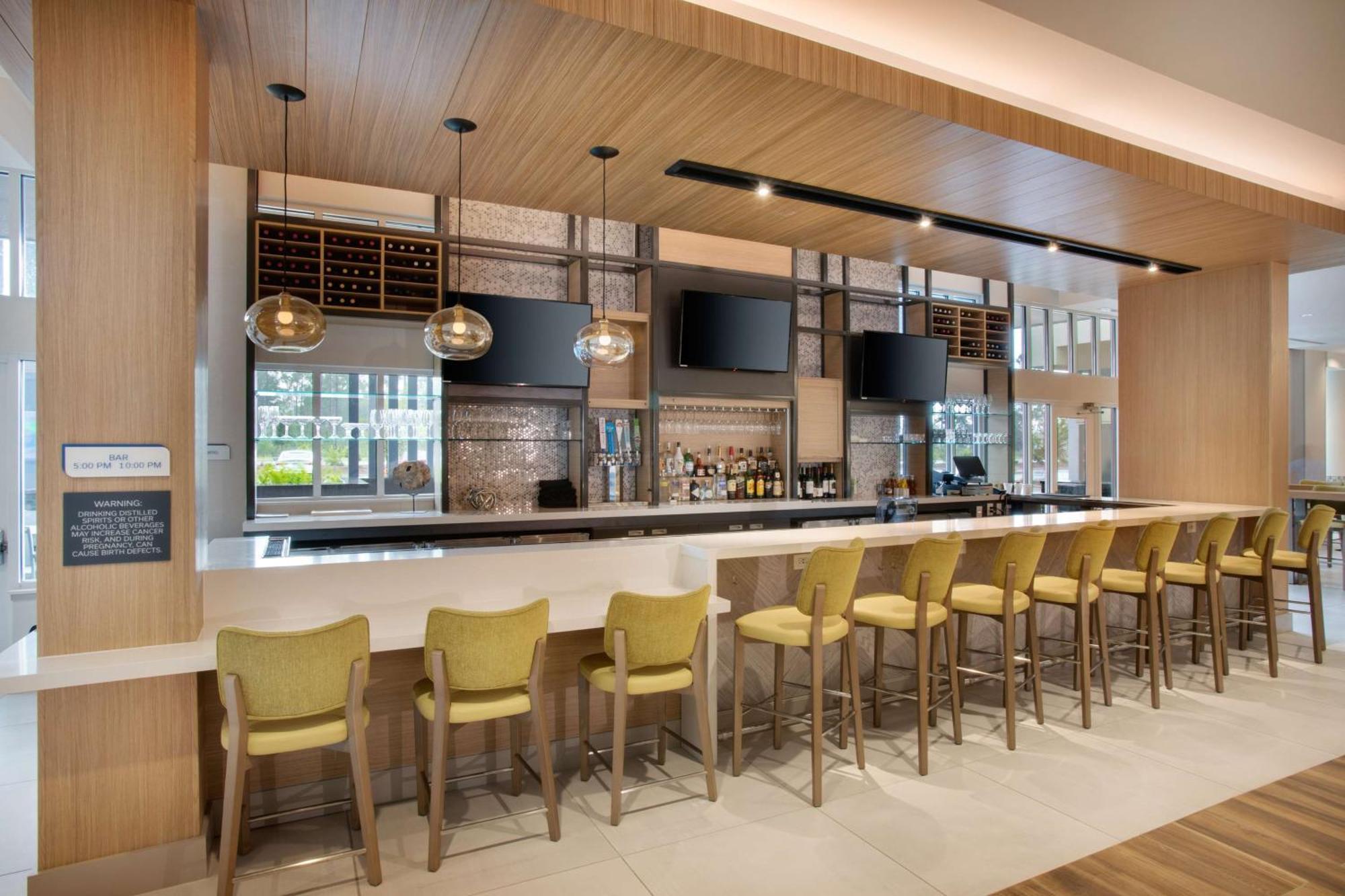 Hilton Garden Airport, Fl Panama City