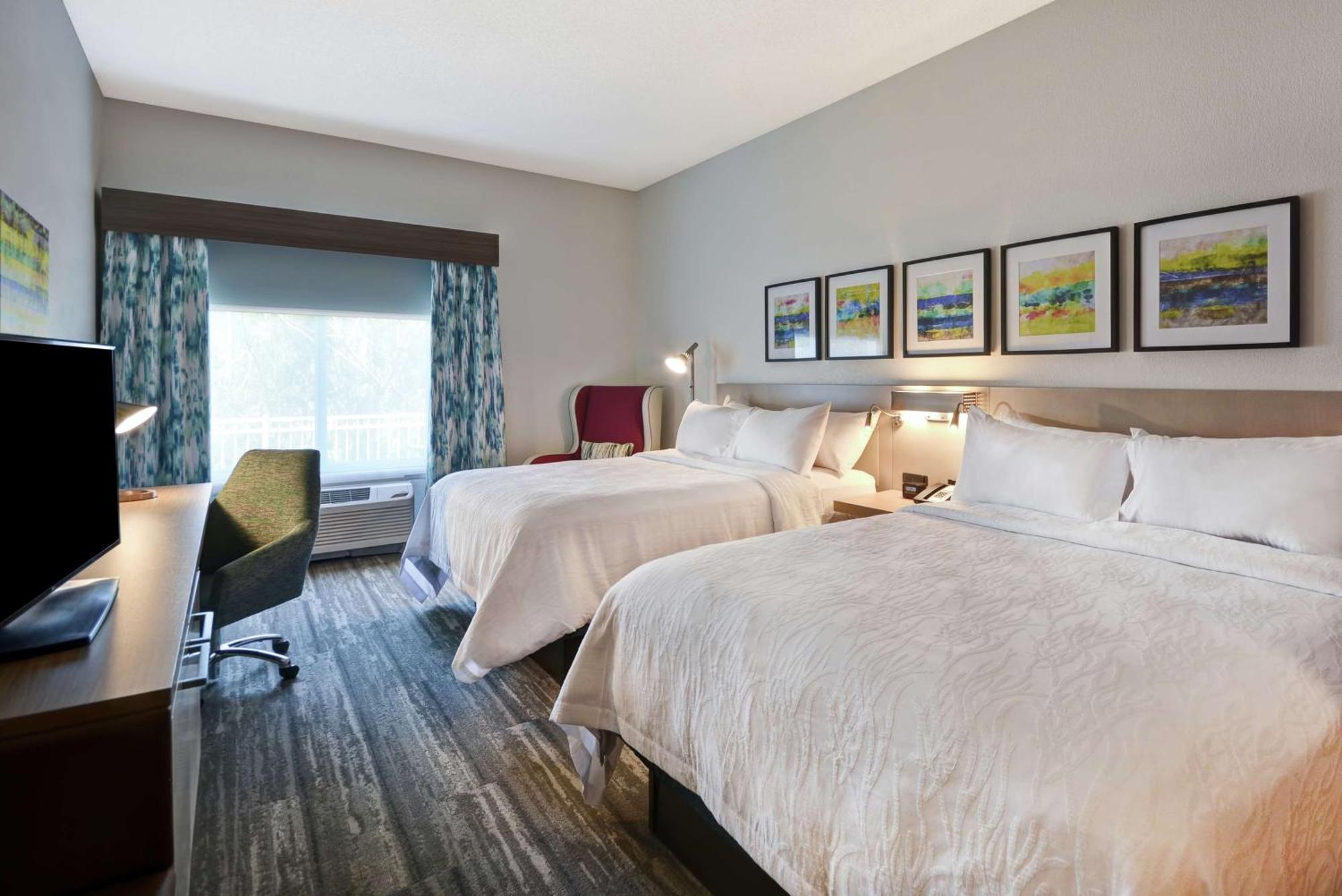 Hilton Garden Hotel 3*
