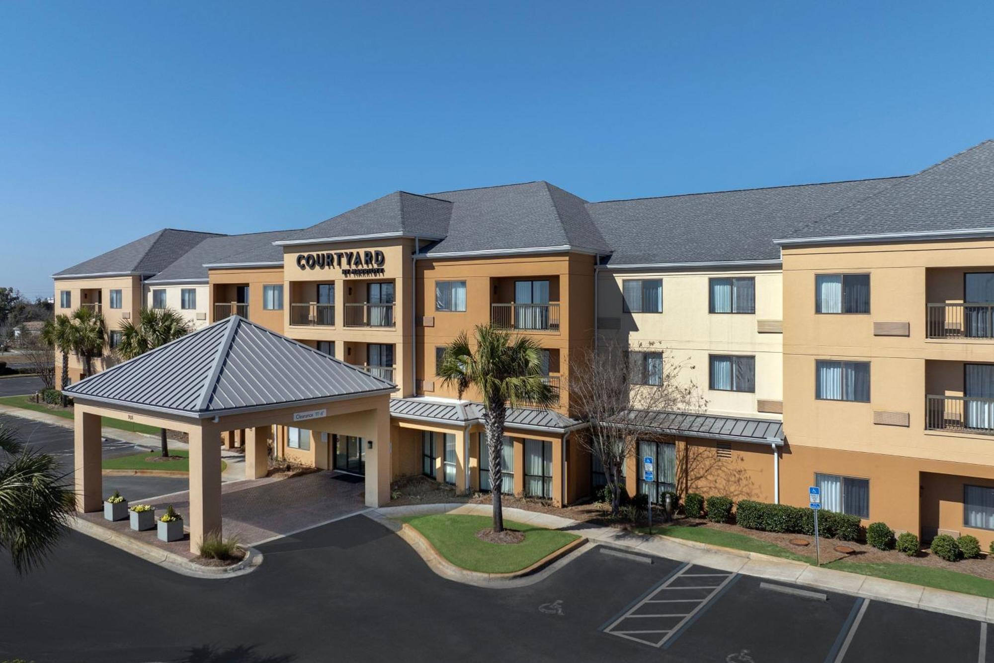Courtyard By Marriott 3* Panama City