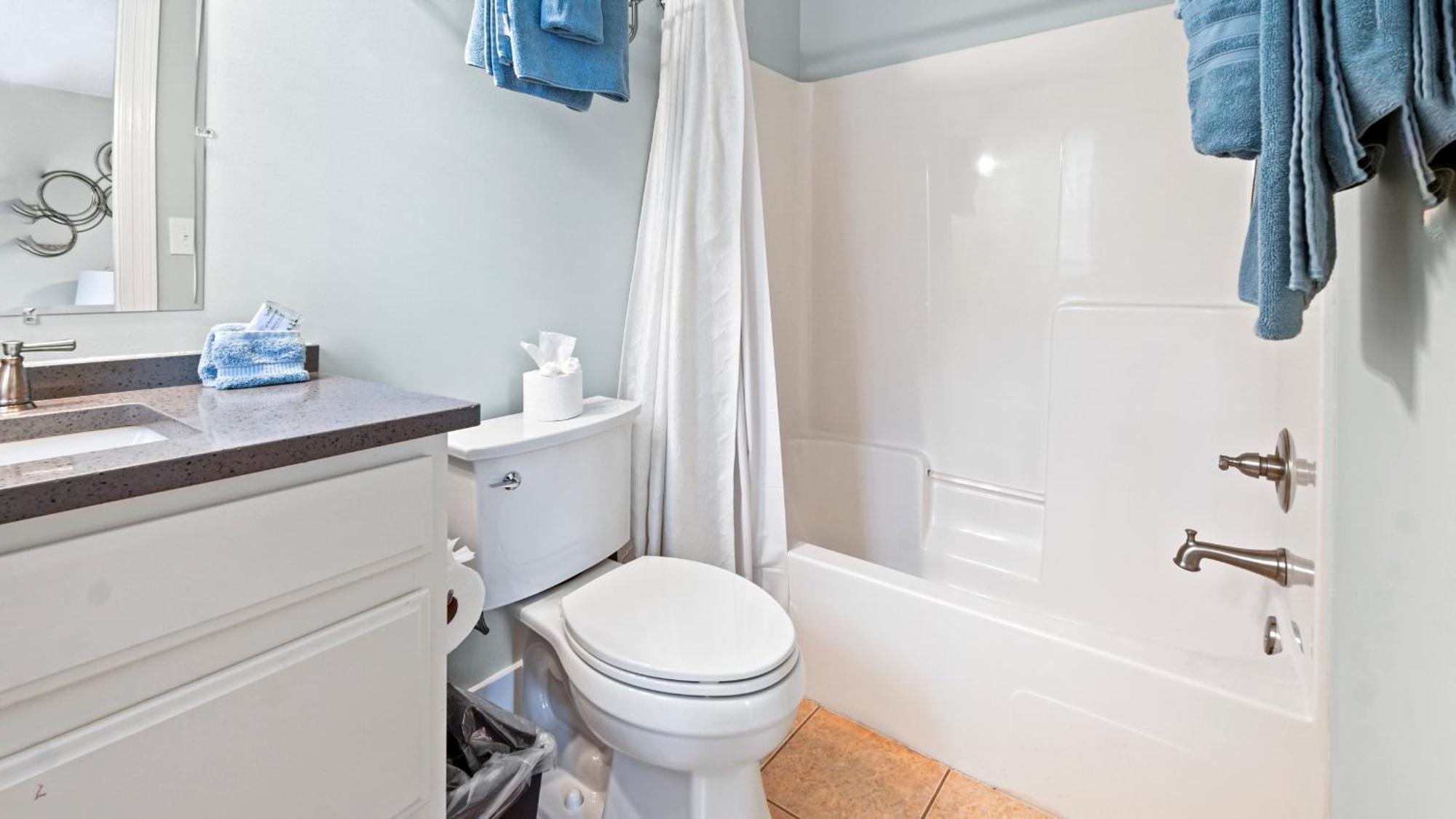 2 Bedroom In St Andrews, Close To Everything Panama City