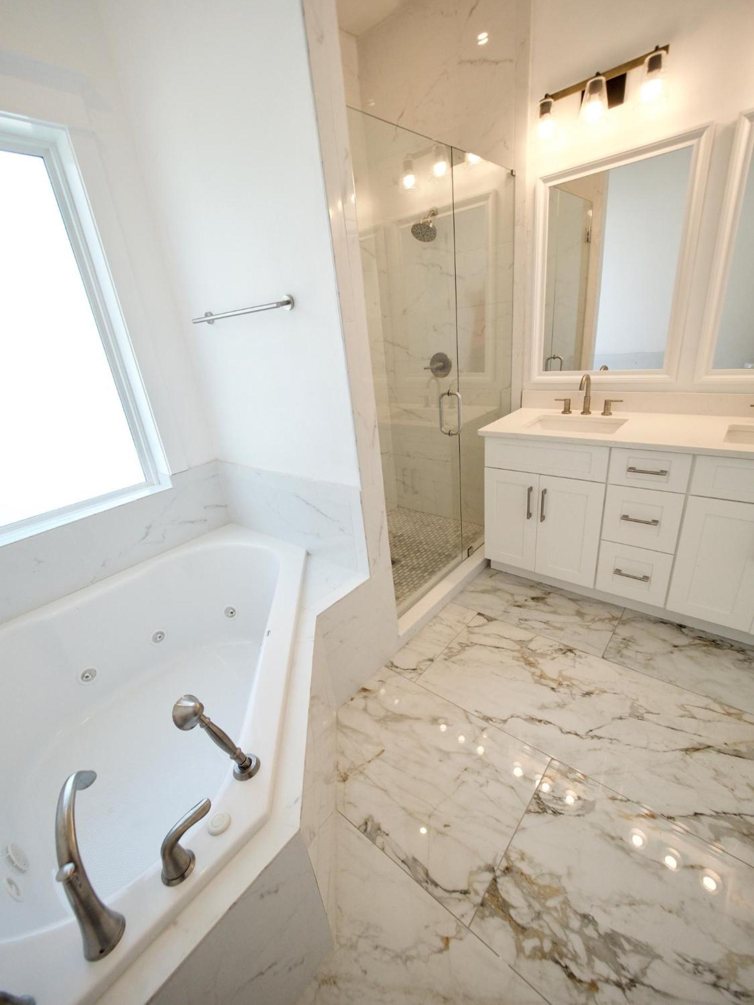 6 Bedroom Townhouse With Rooftop Deck Great Oceanviews 6th Br Is Detached Apartment